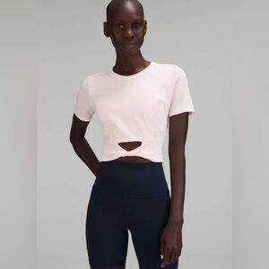Lululemon cropped cotton wide band twist front top- strawberry milkshake size 6